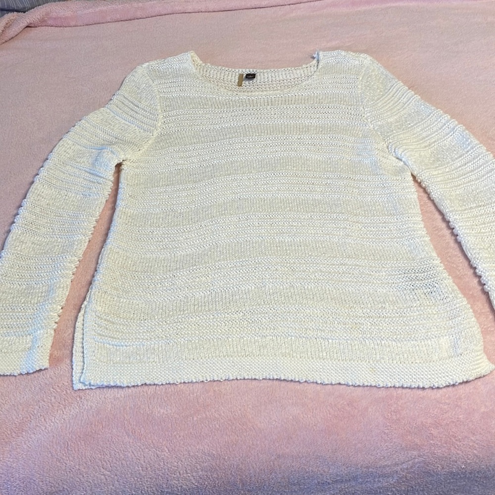 Dana Buchman Knit sweater